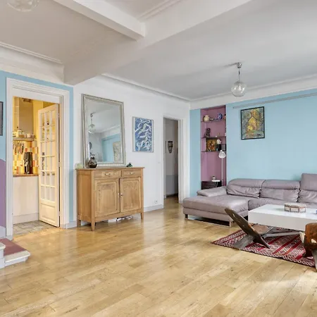 Large Duplex Flat In A Courtyard - Trendy 10 Parigi